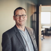 Portrett av Ola Eiksund.