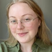 portrettfoto av tirill bjørkeli svaler. foto.