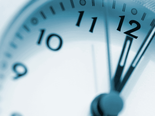 utsnitt av veggur. illustrasjonsfoto.