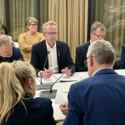 personer i møte. foto.