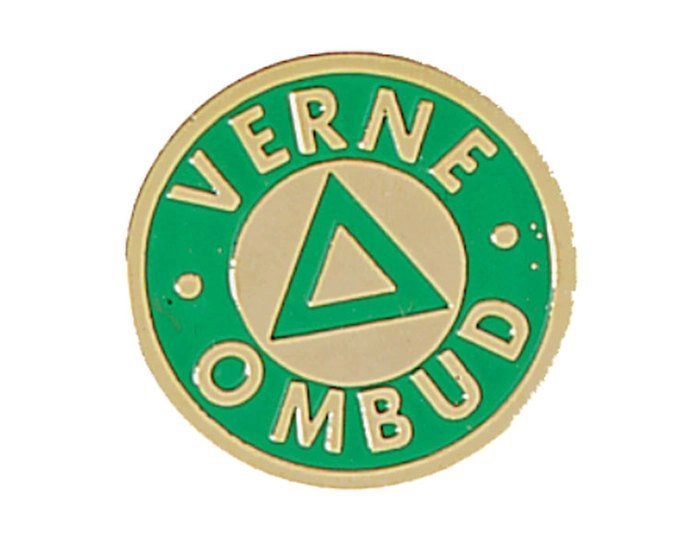 Pin med ordet verneombud. foto
